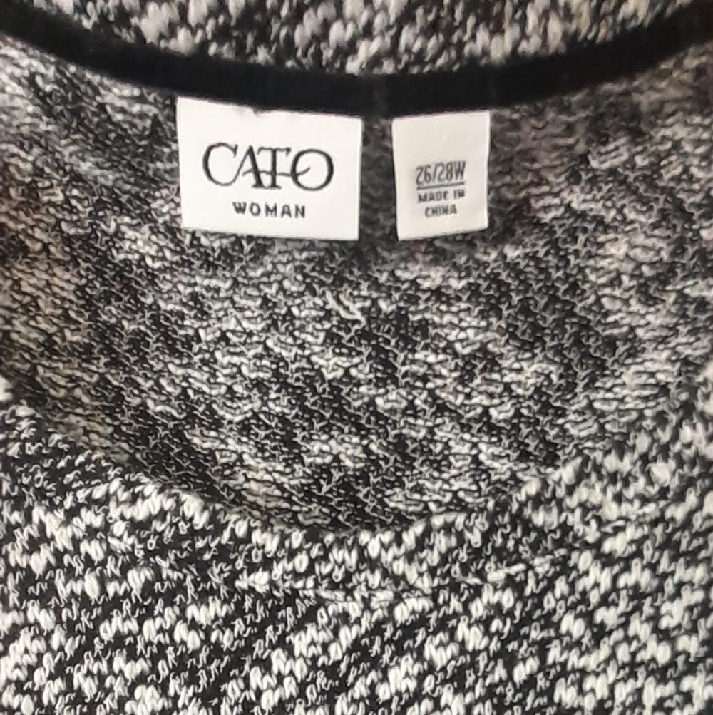 CATO Woman - Picture 3 of 4